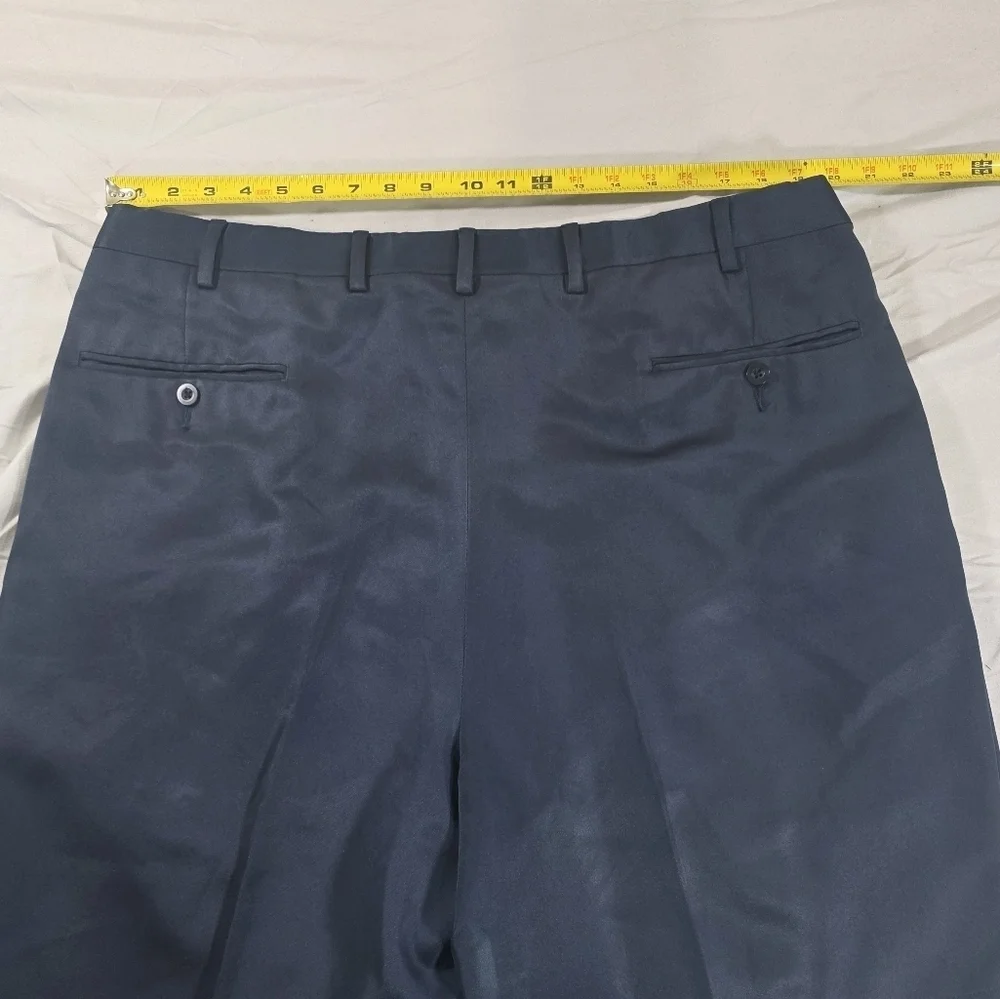 Jos. A. Bank Navy Pleat Front Leadbetter Golf Shorts
